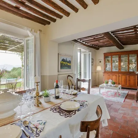 Melograno Farmhouse, Romantic With Private Infinity Pool And Great Views In Lucca