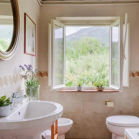Villa Melograno Farmhouse, Romantic With Private Infinity Pool And Great Views In Lucca