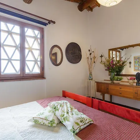 Melograno Farmhouse, Romantic With Private Infinity Pool And Great Views In Lucca