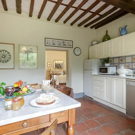 Melograno Farmhouse, Romantic With Private Infinity Pool And Great Views In Lucca Villa Piaggiori
