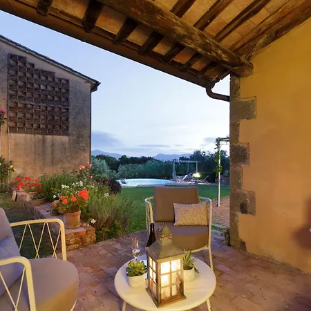Melograno Farmhouse, Romantic With Private Infinity Pool And Great Views In Lucca *