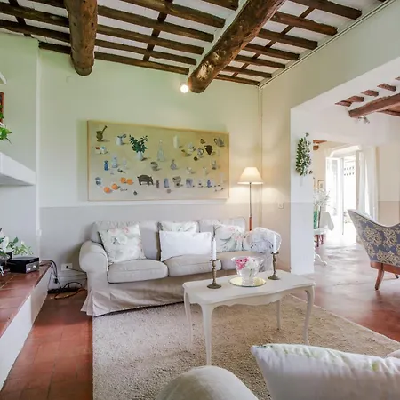 Melograno Farmhouse, Romantic With Private Infinity Pool And Great Views In Lucca Villa